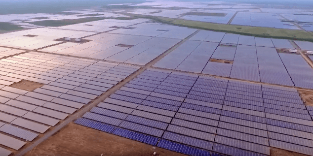 Kamuthi solar plant in Tamil Nadu.png