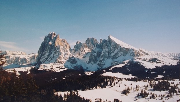 Sassolungo and Sassopitatto.jpg