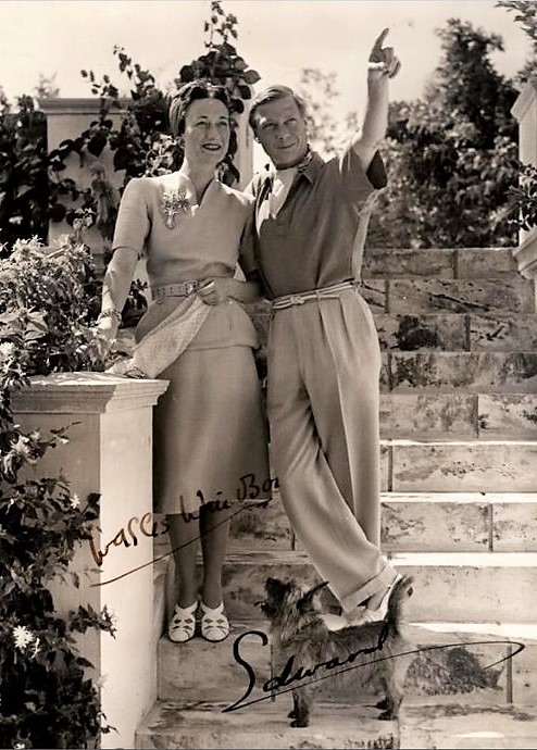 The Windsors on Holiday